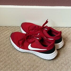 Nike Revolution Youth 6.5y Red and White Athletic Shoes